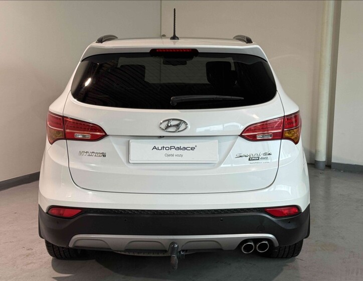 Hyundai Santa Fe 5