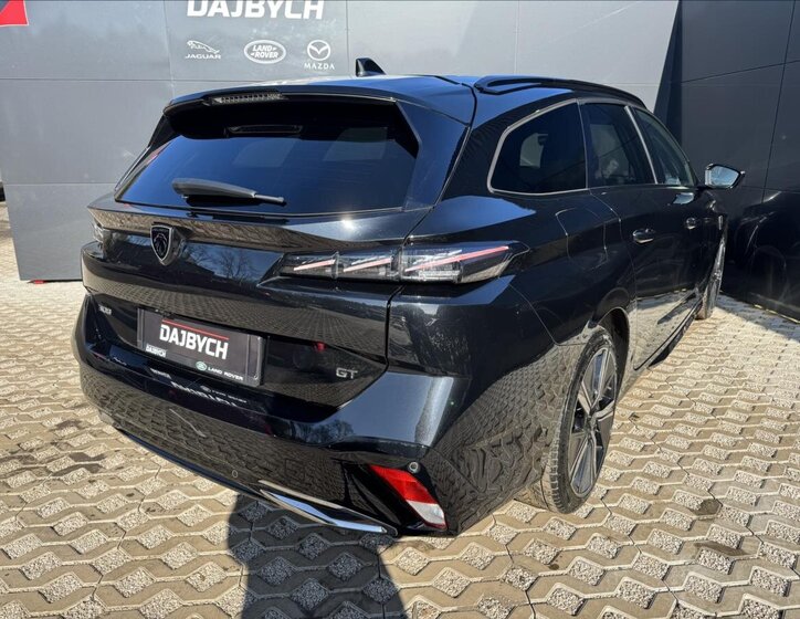 Peugeot 308 Kombi 1,2 l 96 kw