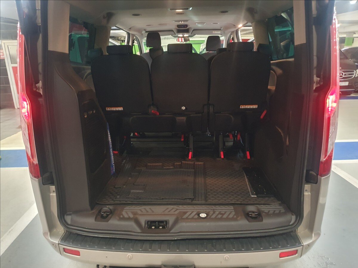 Ford Tourneo Custom Kombi 2,2 l 92 kw