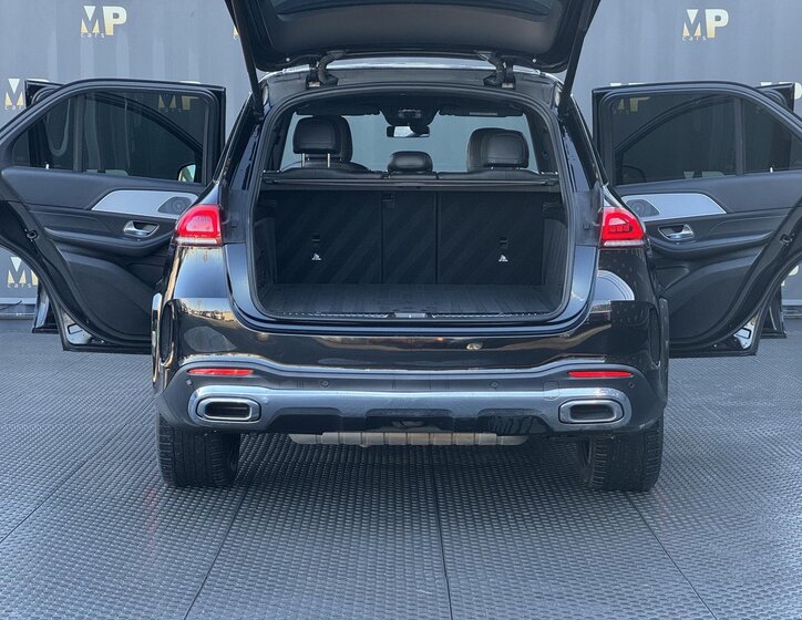 Mercedes-Benz GLE 10