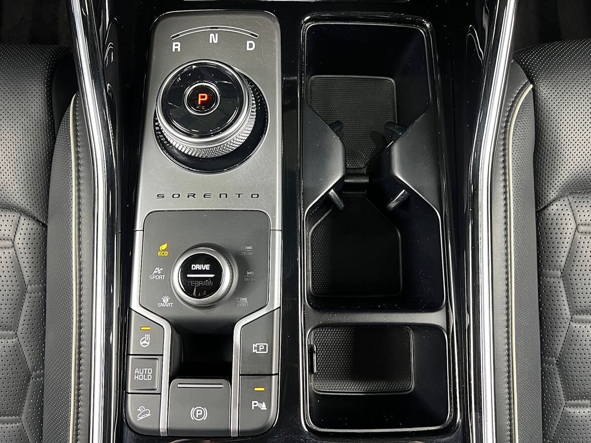 KIA Sorento SUV / Terénní 1,6 l 176 kw