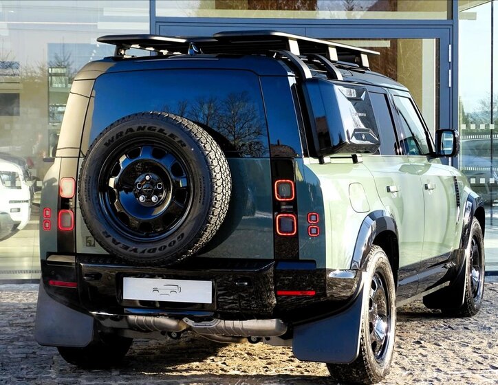 Land Rover Defender SUV 3,0 l 257 kw