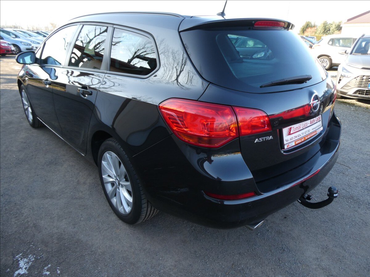 Opel Astra Kombi 1,4 l 88 kw