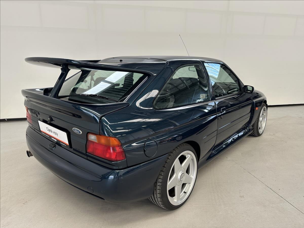Ford Escort Hatchback 2,0 l 162 kw