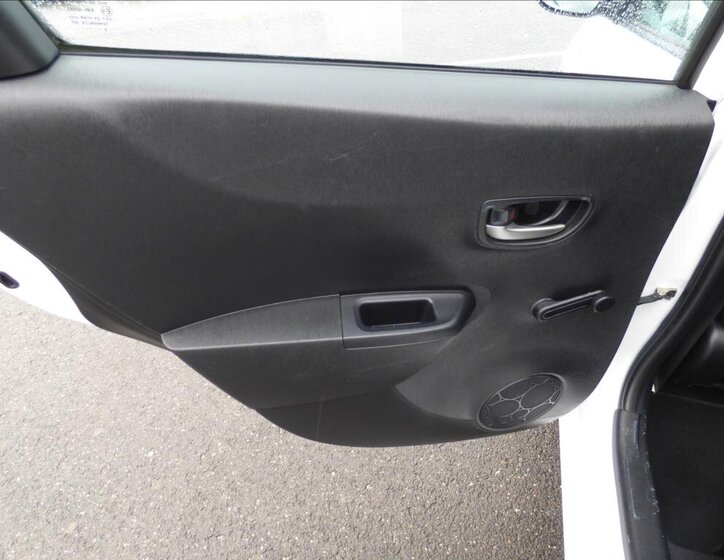 Toyota Yaris Hatchback 1,5 l 55 kw