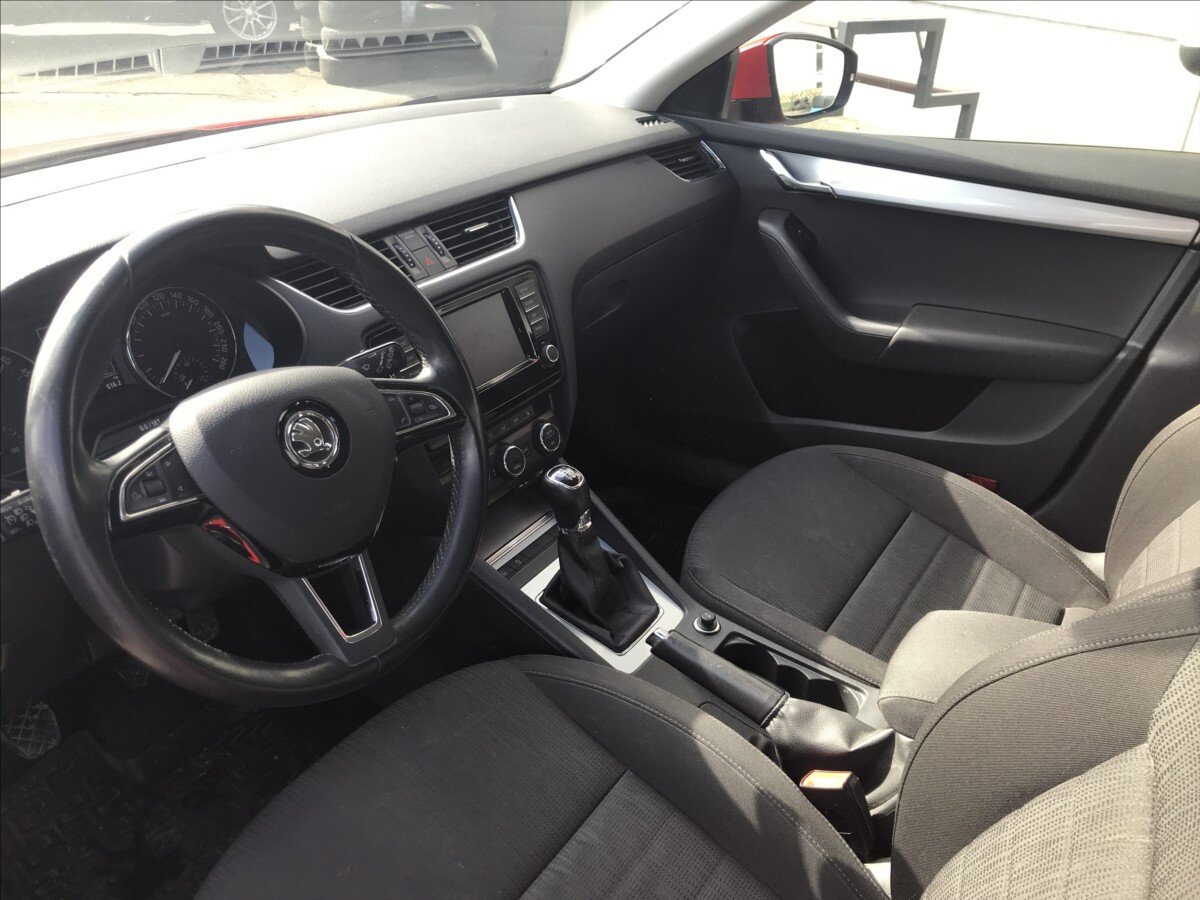 Škoda Octavia Sedan / Limuzína 2,0 l 110 kw