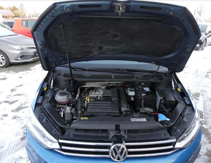 Volkswagen Touran MPV 1,2 l 81 kw