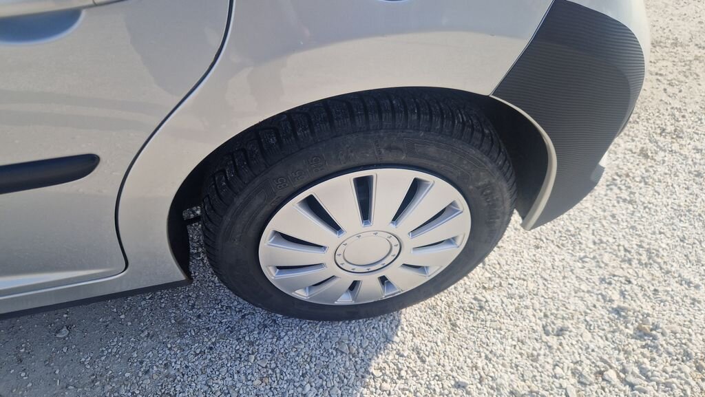 Peugeot 207 Hatchback 1,6 l 80 kw