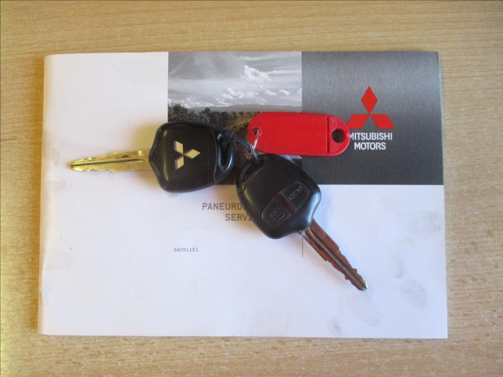 Mitsubishi Outlander SUV / Terénní 2,2 l 115 kw