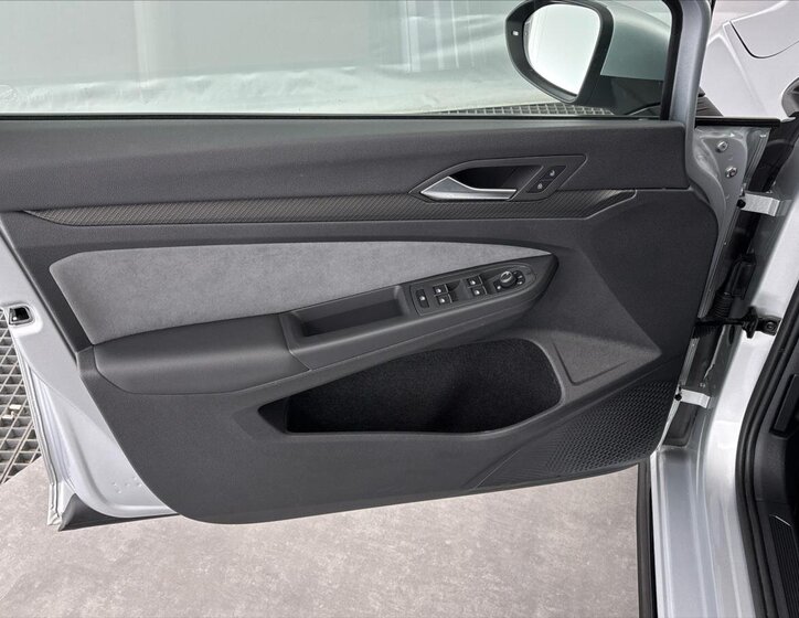 Volkswagen Golf Kombi 1,5 l 110 kw