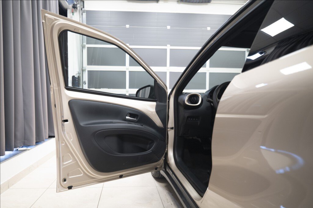 Toyota Aygo Hatchback 998,0 53 kw