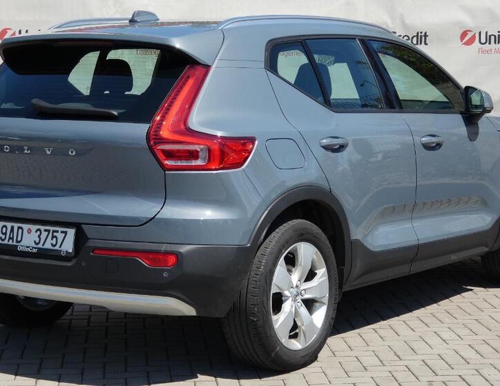 Volvo XC40 3
