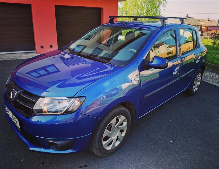 Dacia Sandero 1