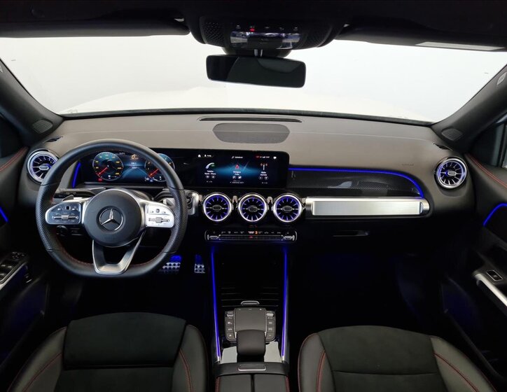 Mercedes-Benz GLB SUV 1,3 l 120 kw