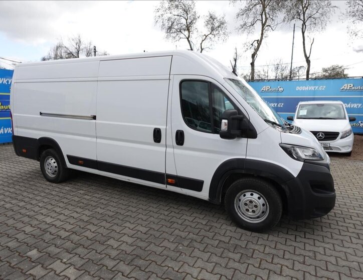 Peugeot Boxer Ostatní 2,2 l 121 kw