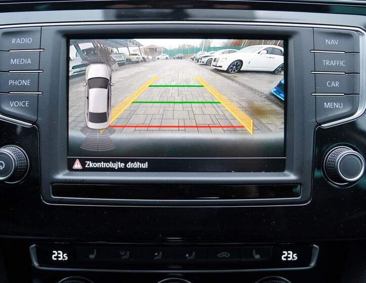 Volkswagen Passat 42