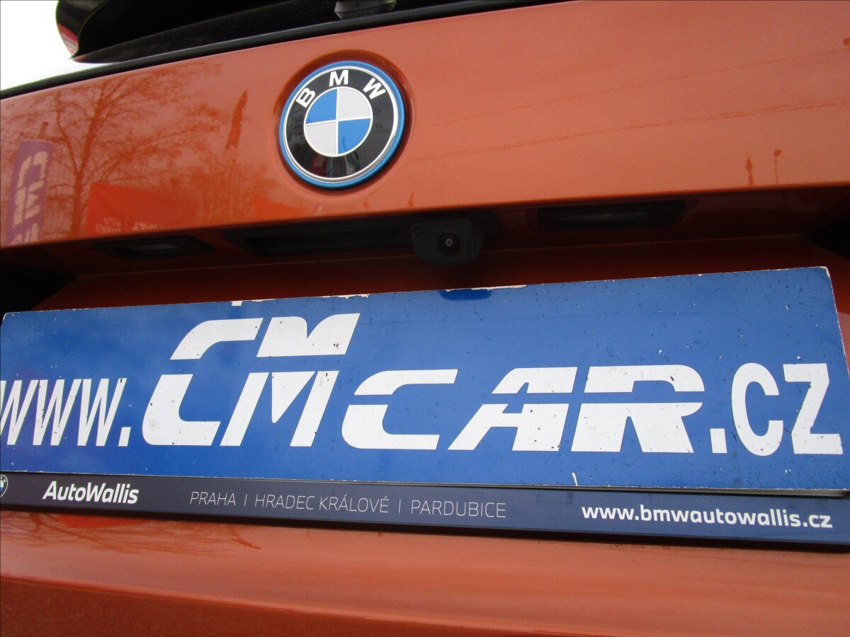 BMW X1 Kombi 1,5 l 110 kw