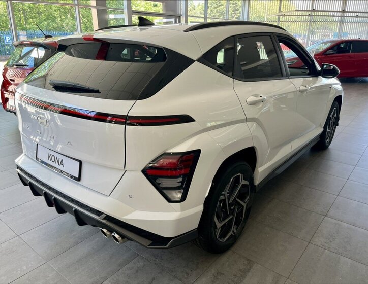 Hyundai Kona SUV / Terénní 1,6 l 145 kw