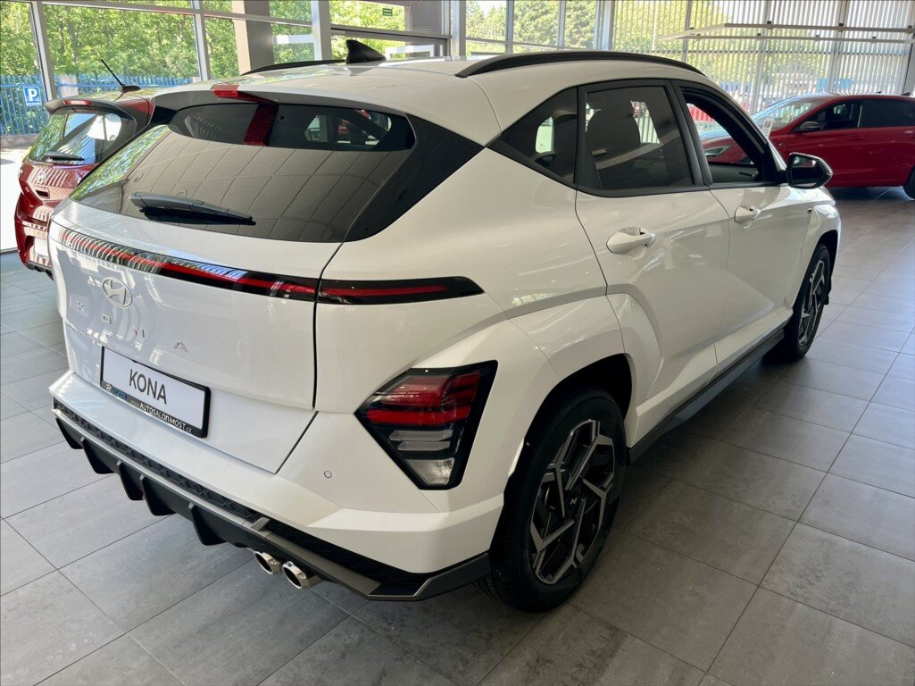 Hyundai Kona SUV / Terénní 1,6 l 145 kw