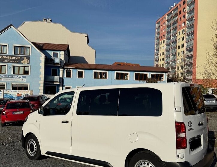 Toyota ProAce VAN-Minibus 1,5 l 88 kw