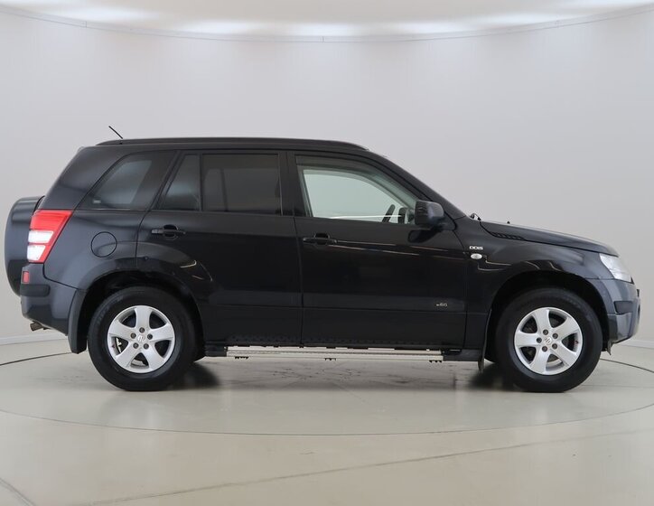 Suzuki Grand Vitara SUV / Terénní 1,9 l 95 kw