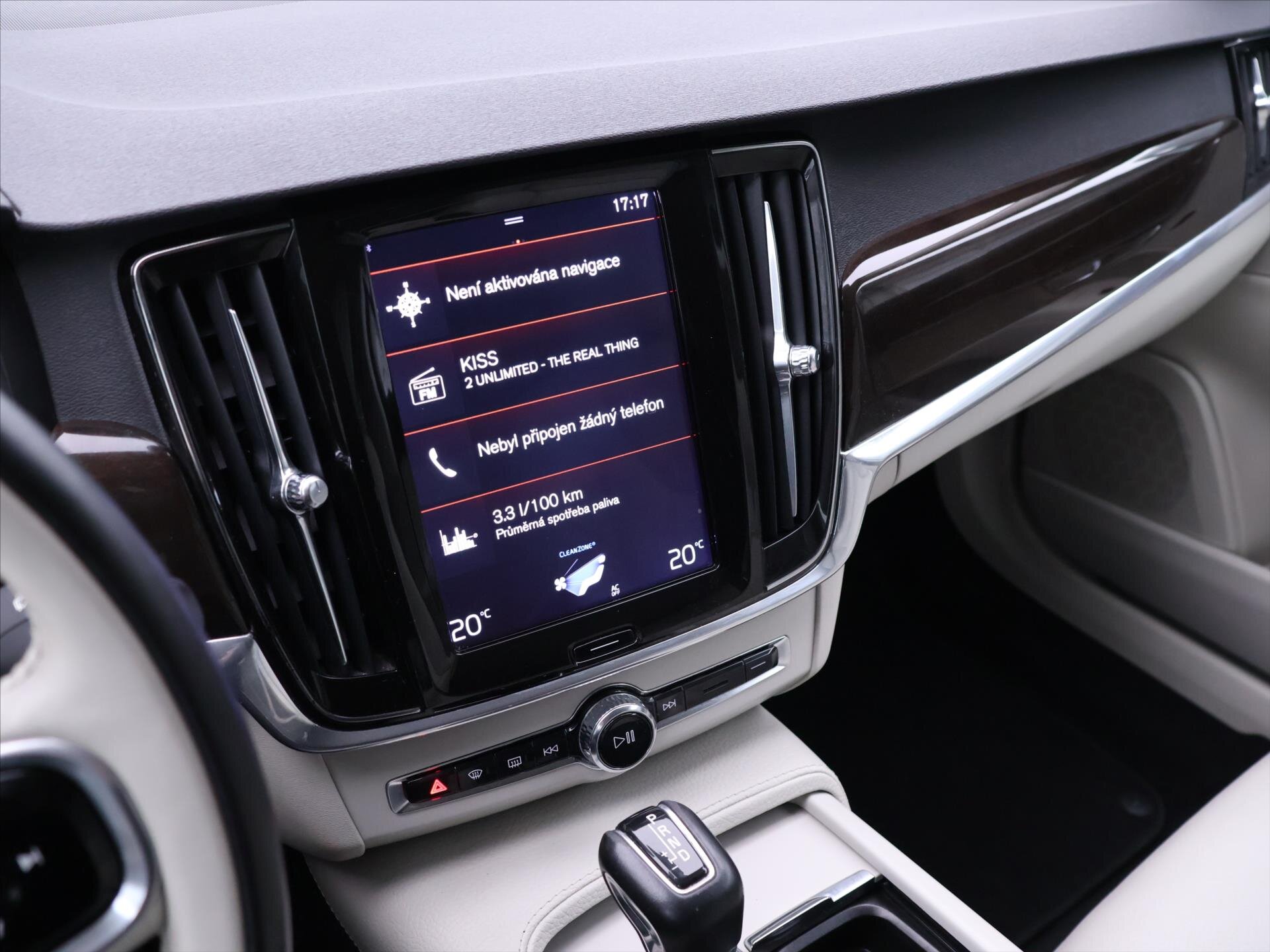 Volvo V90 Kombi 2,0 l 140 kw