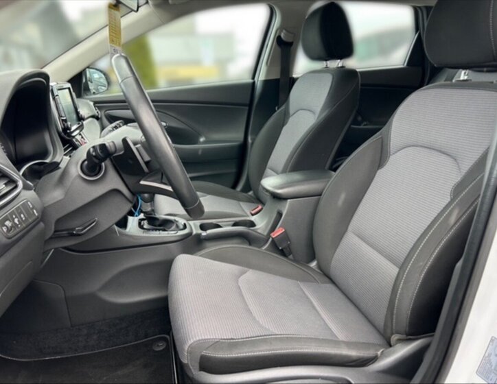 Hyundai i30 Kombi 998,0 88 kw
