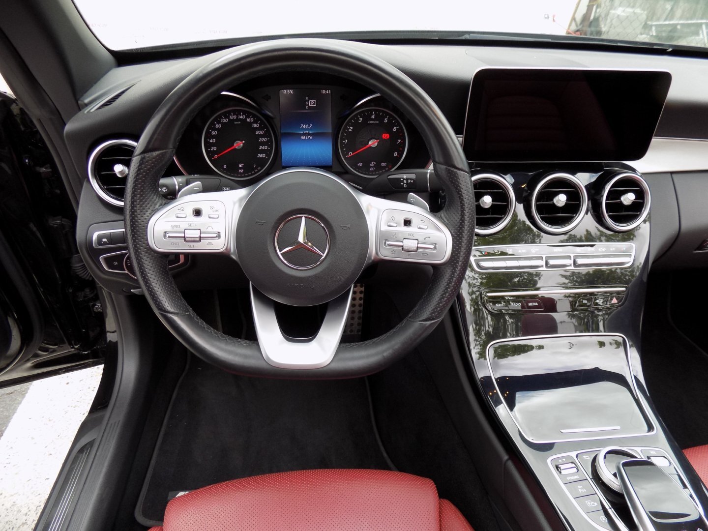 Mercedes-Benz Třídy C Kabriolet 3,0 l 245 kw