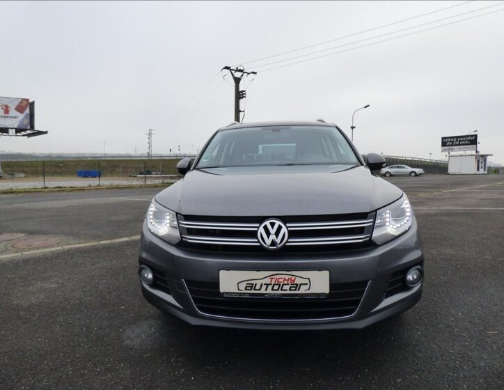 Volkswagen Tiguan 7