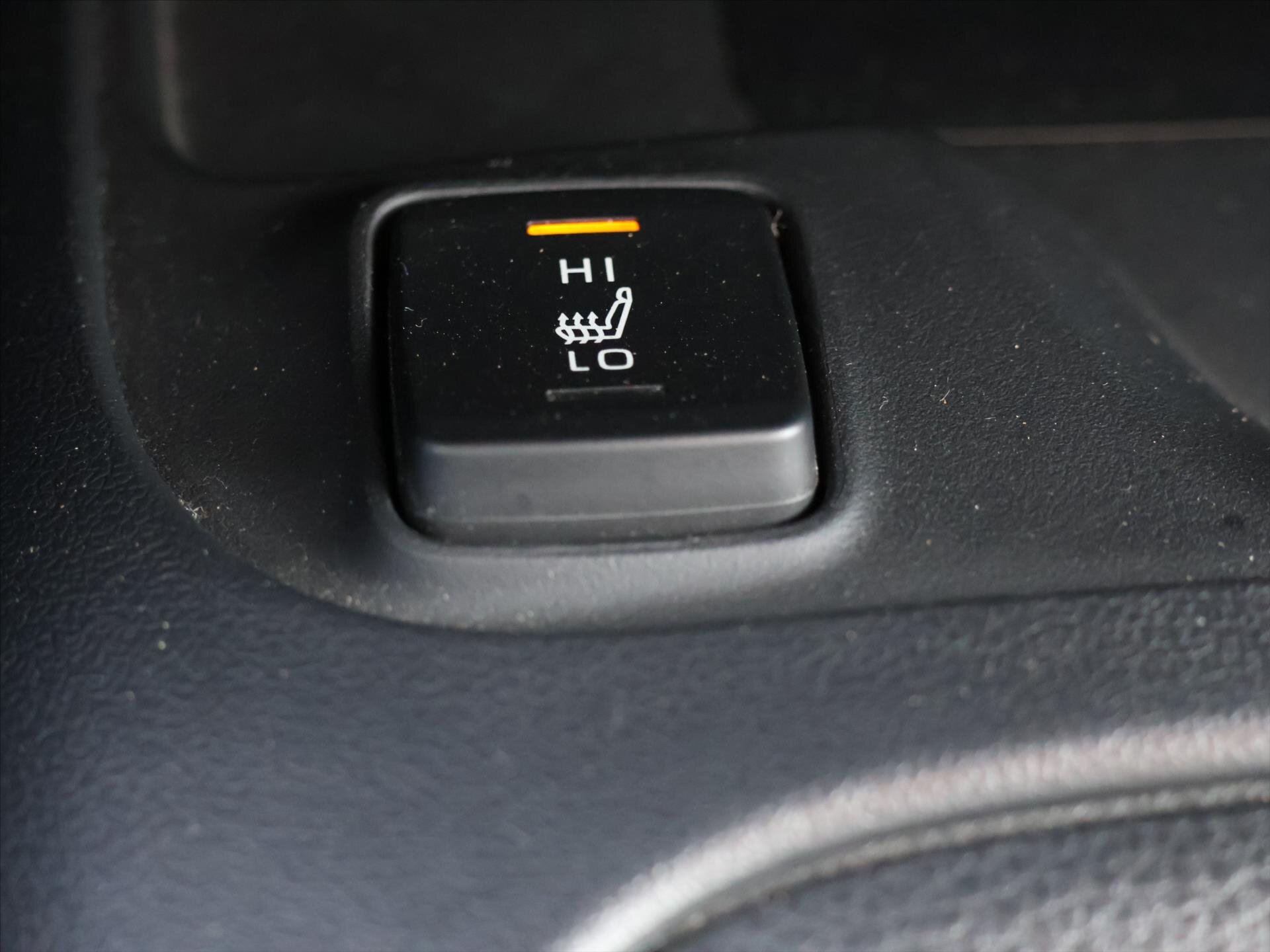 Toyota Corolla Sedan / Limuzína 1,8 l 72 kw