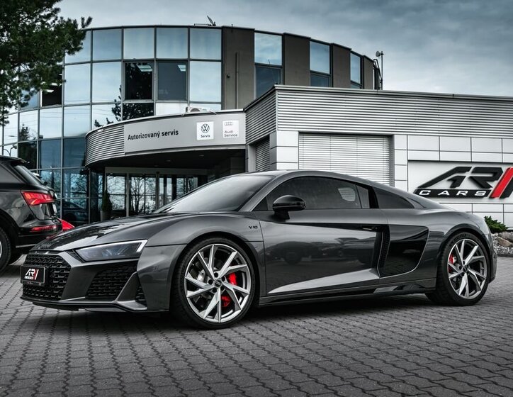 Audi R8 Kupé 5,2 l 419 kw