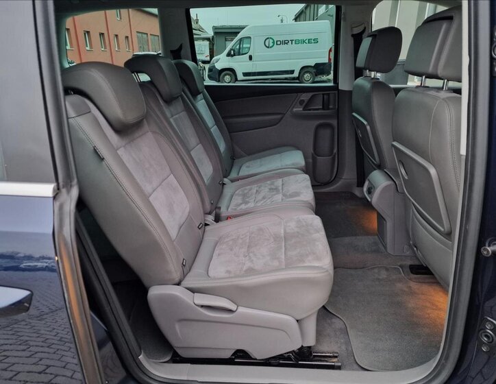 Volkswagen Sharan Kombi 2,0 l 110 kw