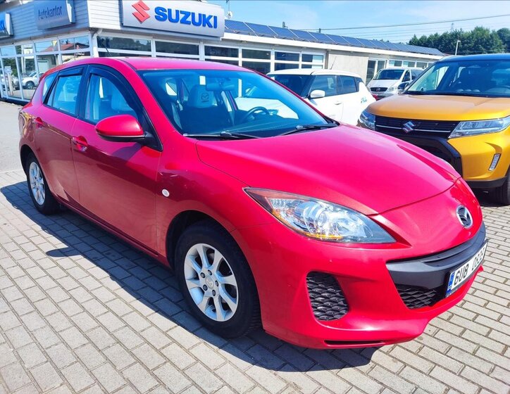 Mazda 3 1