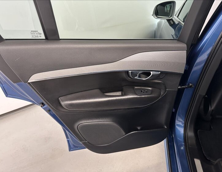 Volvo XC90 SUV 2,0 l 173 kw