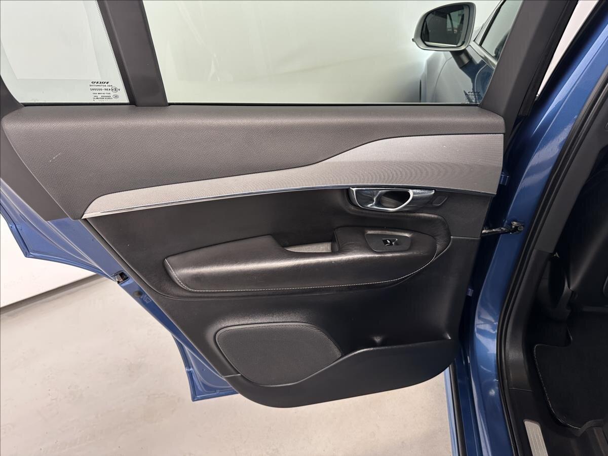 Volvo XC90 SUV 2,0 l 173 kw