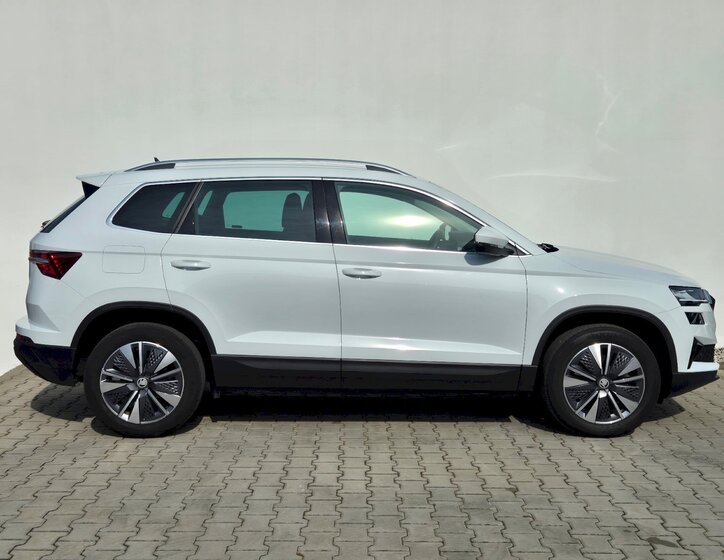 Škoda Karoq SUV / Terénní 1,5 l 110 kw