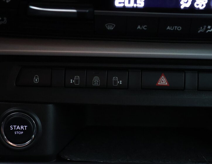 Citroën SpaceTourer MPV 2,0 l 130 kw