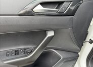 Volkswagen Polo Hatchback 999,0 70 kw