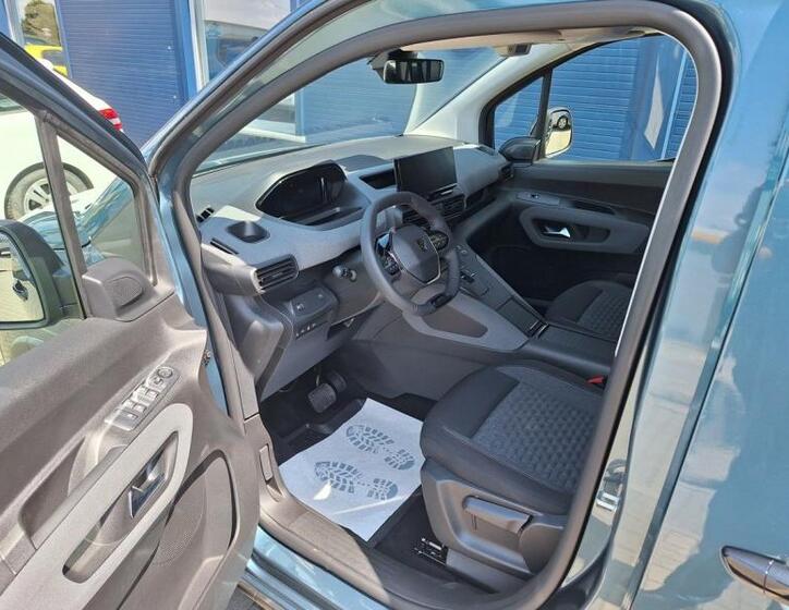 Peugeot Rifter 15