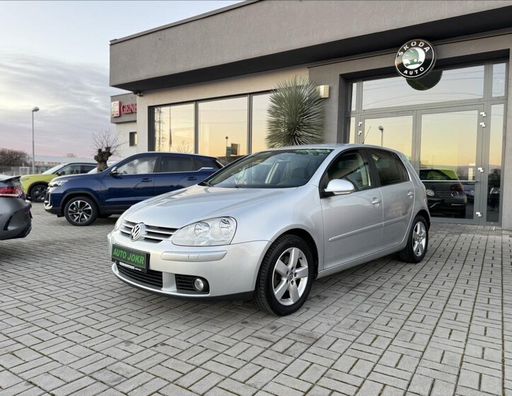 Volkswagen Golf Hatchback 1,4 l 90 kw