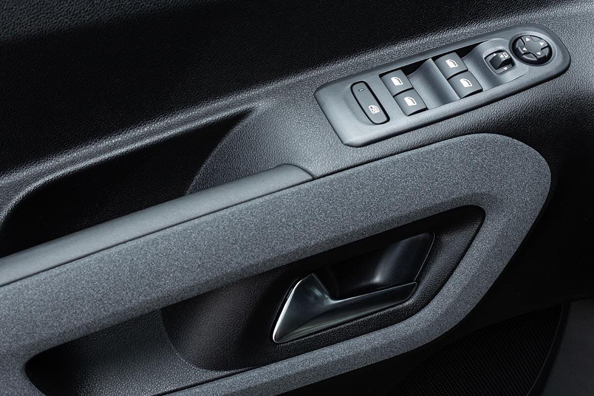 Peugeot Rifter MPV 1,5 l 96 kw