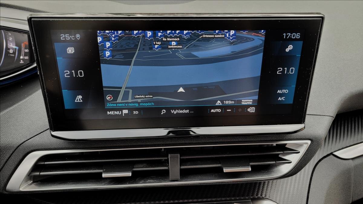 Peugeot 3008 SUV / Terénní 1,5 l 96 kw