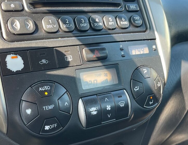 Toyota RAV4 SUV / Terénní 2,0 l 85 kw