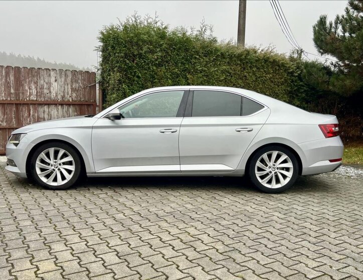 Škoda Superb 3
