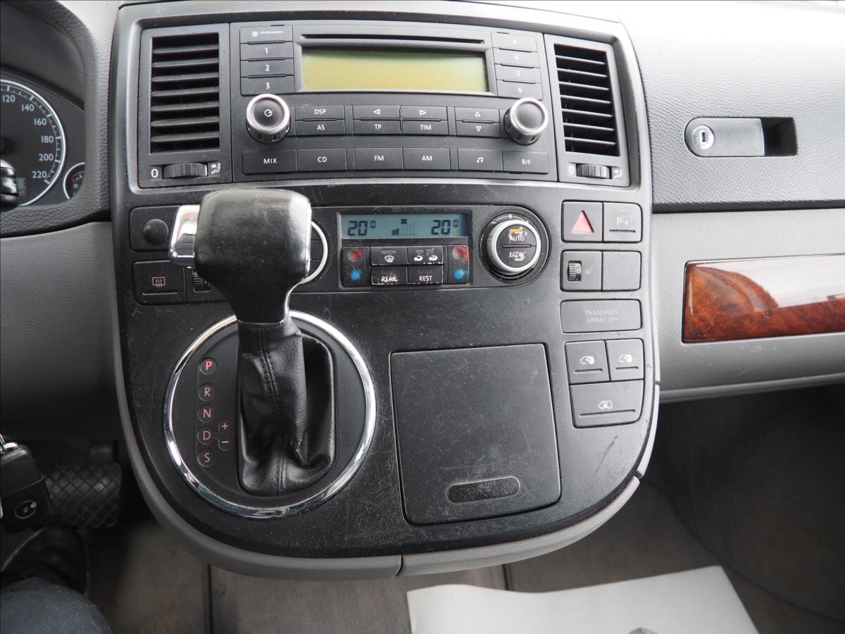 Volkswagen Multivan Kombi 2,5 l 128 kw