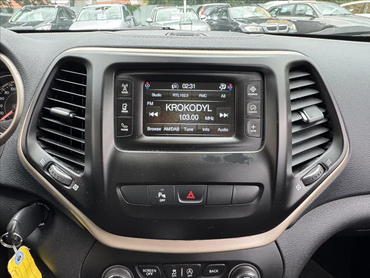 Jeep Cherokee Ostatní 2,0 l 103 kw