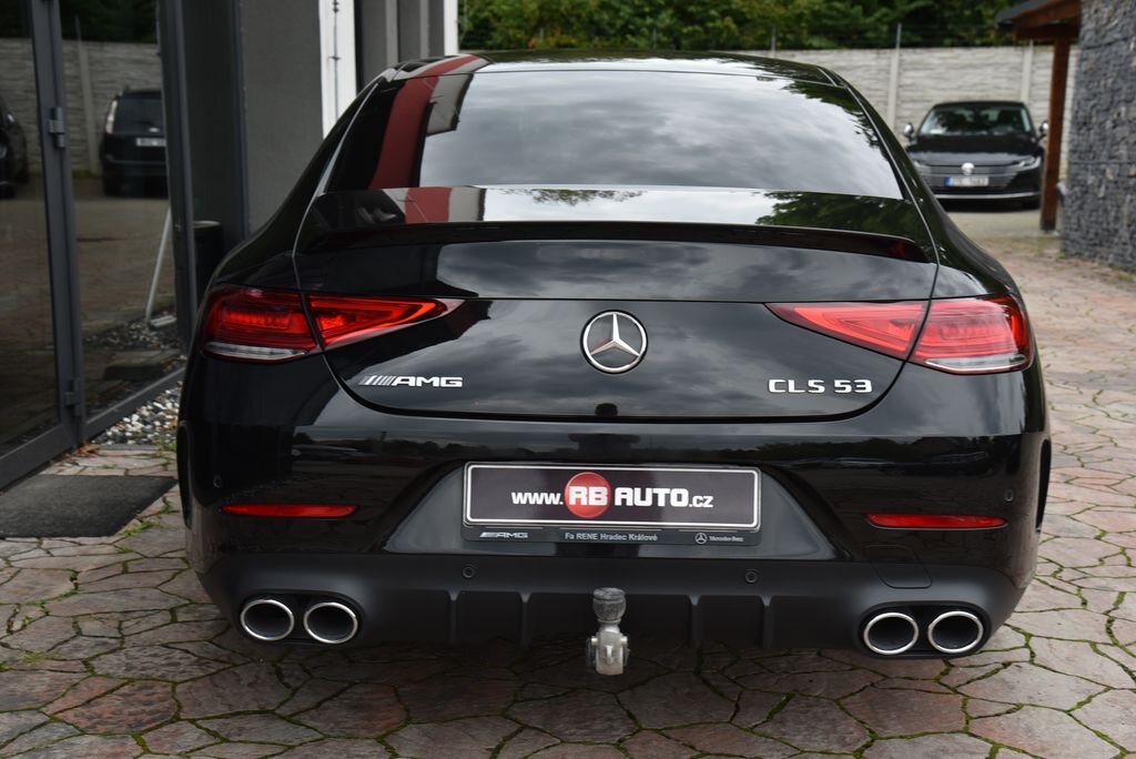 Mercedes-Benz CLS Sedan / Limuzína 3,0 l 320 kw