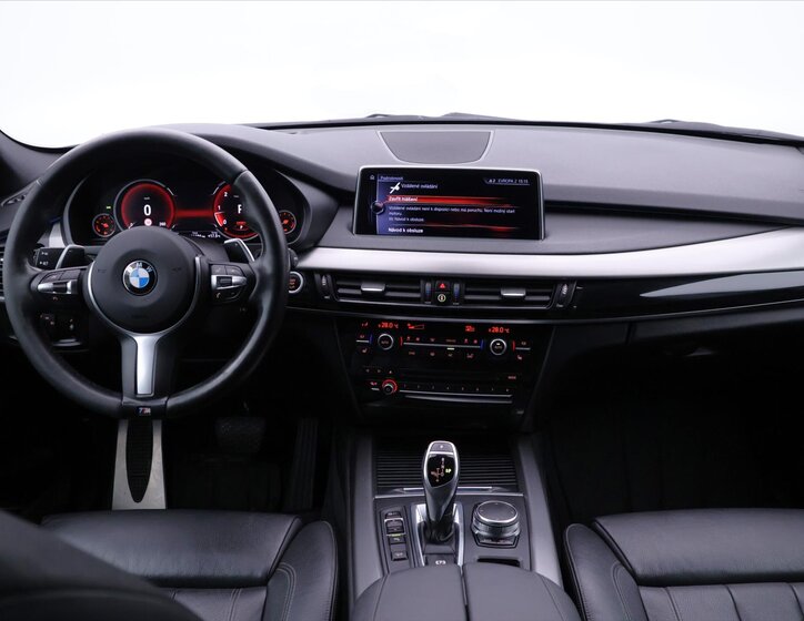 BMW X5 SUV / Terénní 3,0 l 230 kw