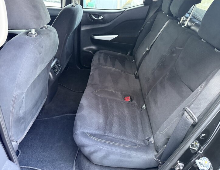 Nissan Navara Pick-up 2,3 l 120 kw