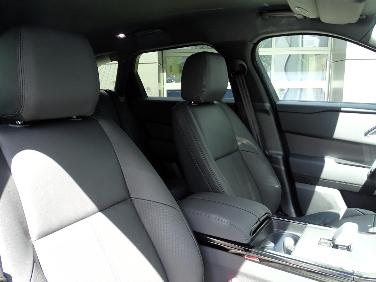 Land Rover Range Rover Velar SUV / Terénní 2,0 l 297 kw
